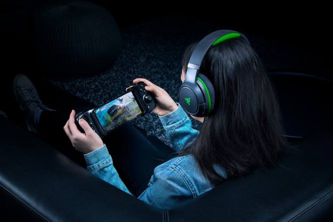 Schwarz Konsole FB2L151 Kaira Pro für Xbox Razer