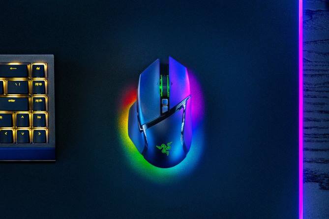 Schwarz Mäuse FB2L31 Basilisk v3 pro Razer