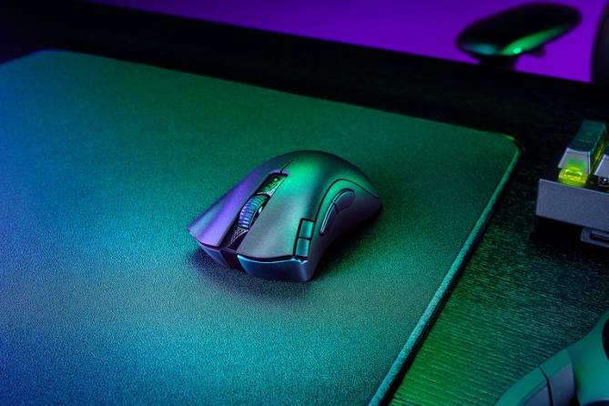 eine Farbe Mäuse FB2L43 Deathadder v2 Hyperspeed Razer